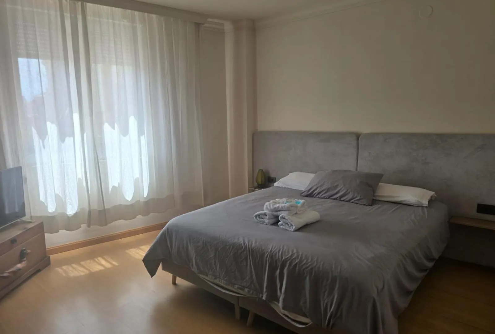 Apartment Lyrioshomes Reyes Catolicos Granada